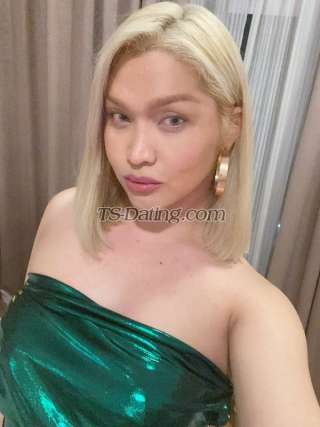 trans girl aWhora 4630996