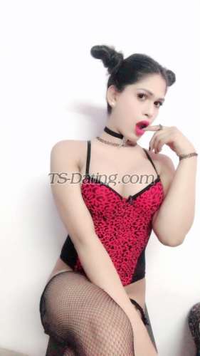 trans girl aahanaroy 1461549