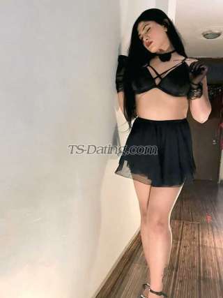 trans girl aahanaroy 4410453