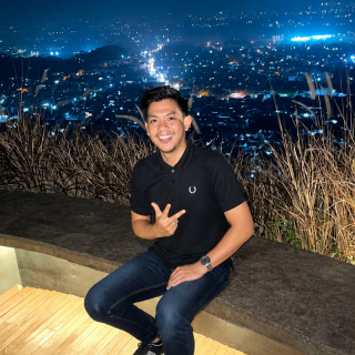 adit1123-1334429