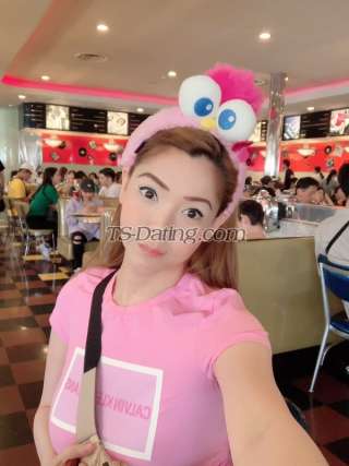 trans girl annelovesyou 8887496