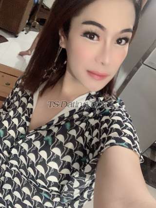 trans girl aommy4289 1253920