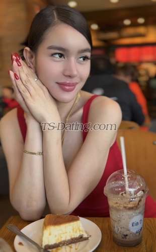 trans girl ayessa 1916651