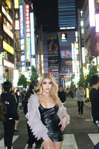 trans girl BarbaraCum4u 1915494