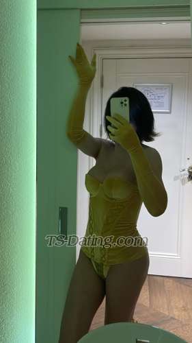 trans girl Badmaya 2652085