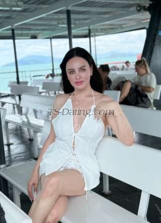 trans girl Baysinee 6873550