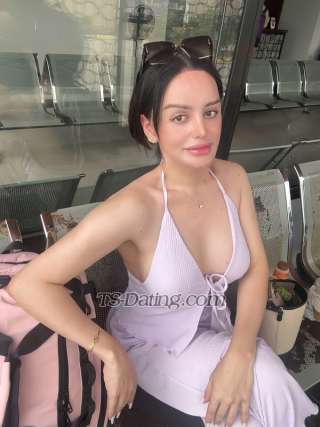 trans girl Baysinee 9123973