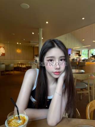 trans girl Bebelly 7993764