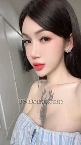 trans girl Beedxb97 4405699