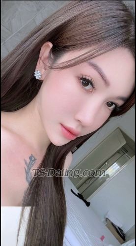 trans girl Beedxb97 7997320