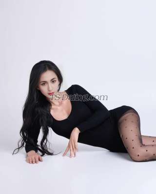 trans girl Beemeiliga 7074945