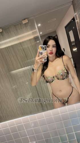 trans girl Bella1234 2430371