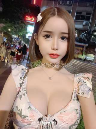 trans girl Bella424 1681097 trans girl Bella424 1681097