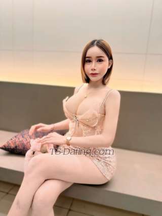 trans girl Bella424 2020447 trans girl Bella424 2020447