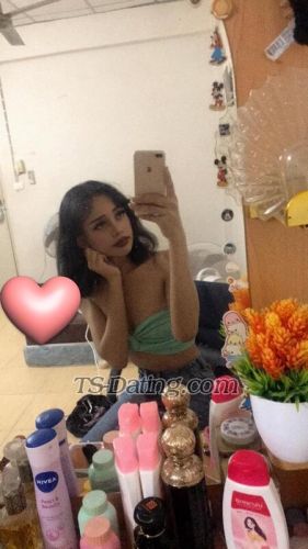 trans girl Bella696969 2071770