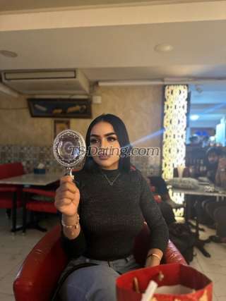 trans girl Bella696969 3864985