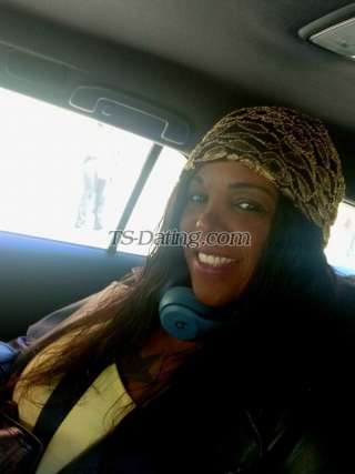 trans girl BellaMorena69 6378707