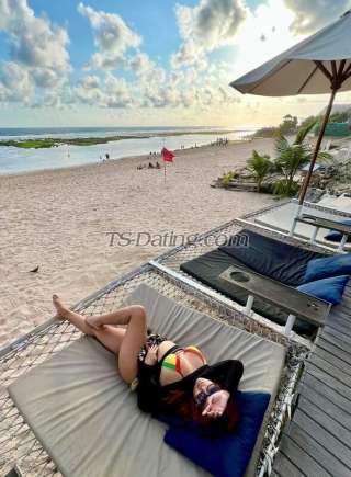 trans girl Bellapornsta 0191801