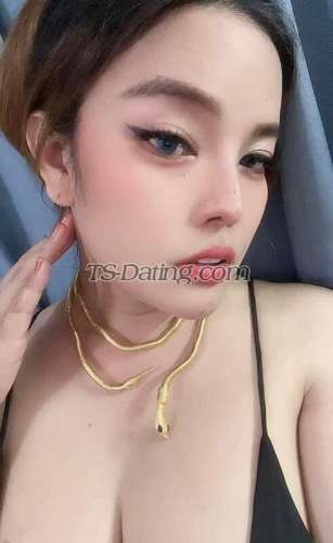 trans girl Bellapornsta 5700807