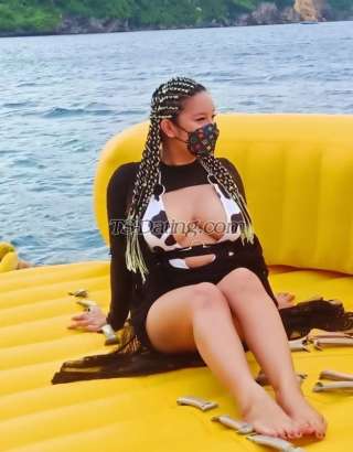 trans girl Bellapornsta 8610227