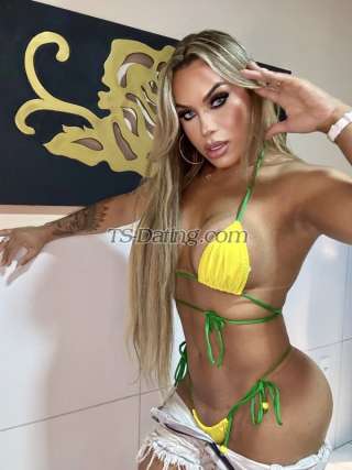 trans girl BiancaSales 8770525