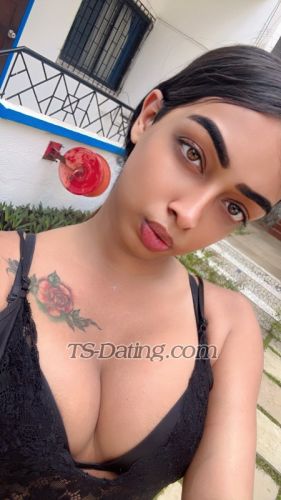 trans girl Bigdickruhi 2984895