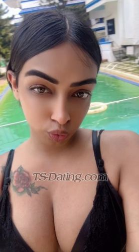 trans girl Bigdickruhi 2984936