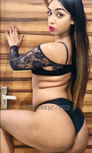 trans girl Bigdickruhi 5284894