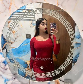 trans girl Bigdickruhi 7824455