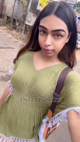 trans girl Bigdickruhi 9337886