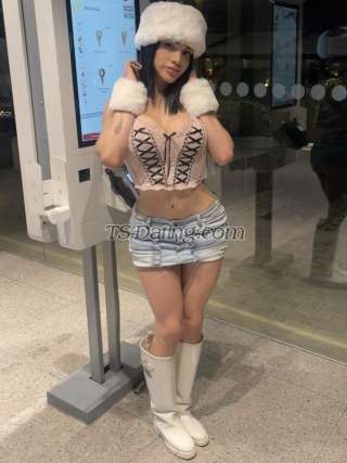 trans girl Bimboprncss 1694167