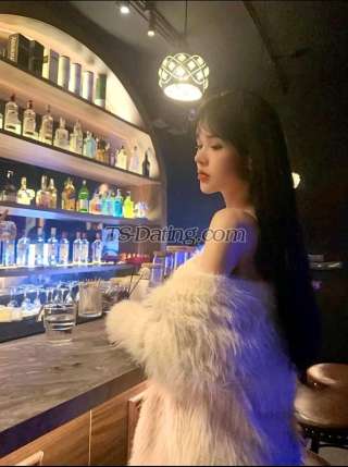 trans girl Binkky 0620824