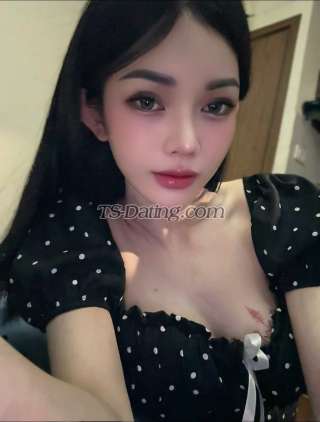 trans girl Binkky 3430710