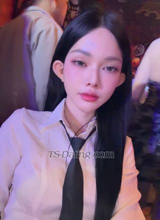 trans girl Binkky 3899102