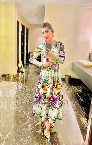 trans girl BlondejenniTs 6397314