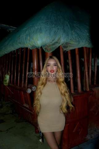 trans girl CumReloader 9598067