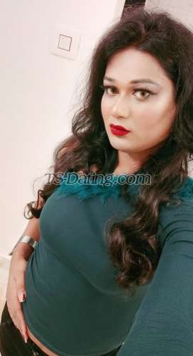 trans girl Bombshellbab 3676329