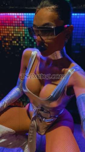 trans girl Bonits 1971546