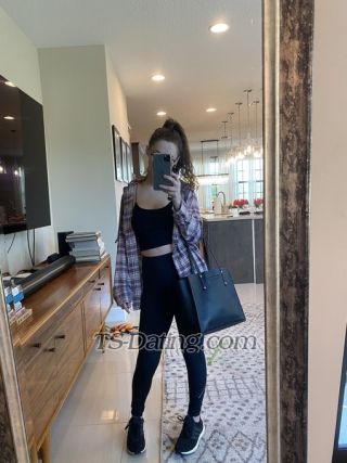 trans girl Branche 8448476