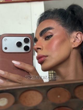 trans girl Briannaa 9921403