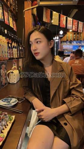 trans girl Brulee 2073769