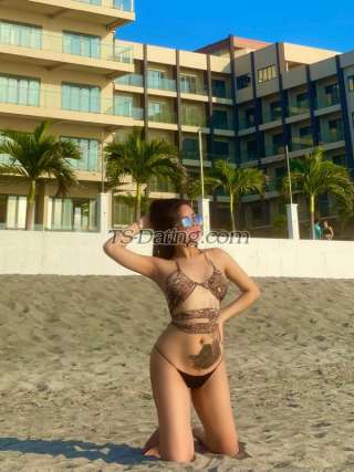 trans girl BubblyAss 6089899