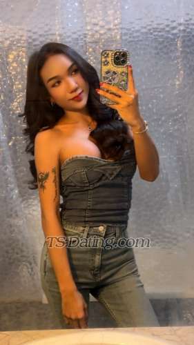 trans girl Bumbimkrk 8822115