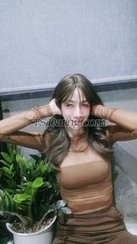 trans girl babyP 0502569