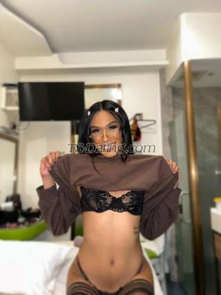 trans girl beatrice0499 8891904