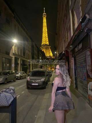 trans girl blondea7 3413793