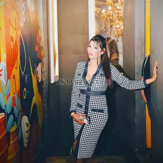 trans girl CANDYSANDHU 7902049