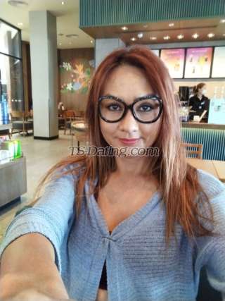 trans girl CHANICHA 6140092