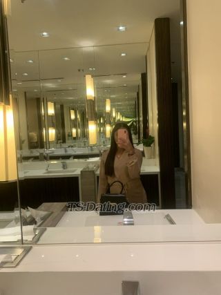 trans girl Calelove 3927688