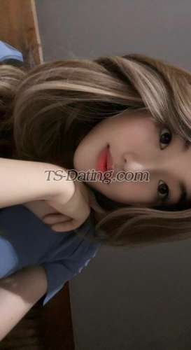 trans girl Caliestaamou 1141690